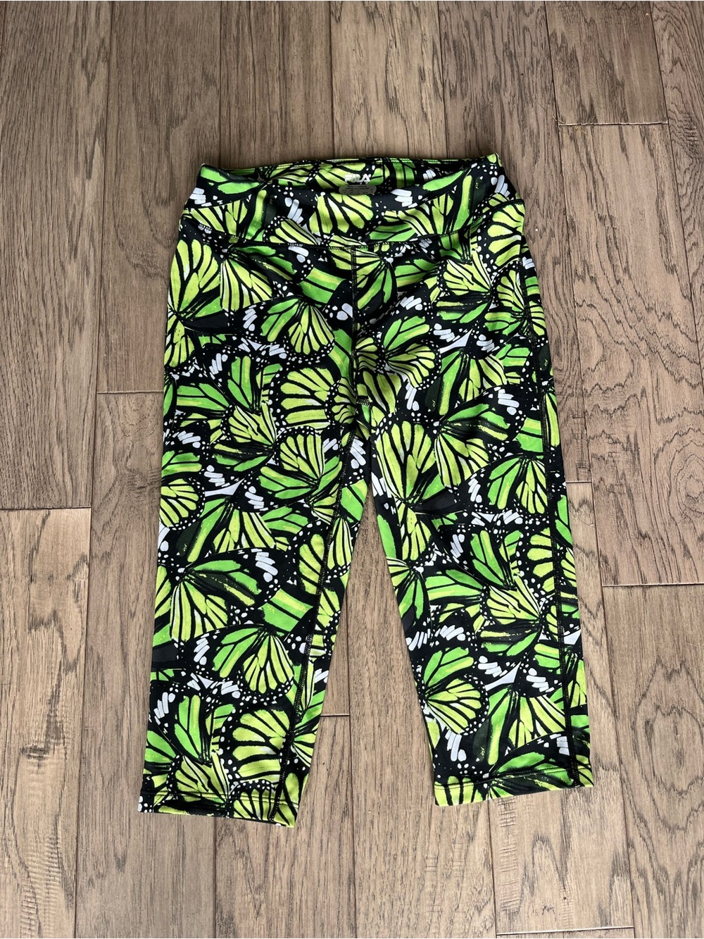 Fila Green & Black Butterfly Capri Leggings